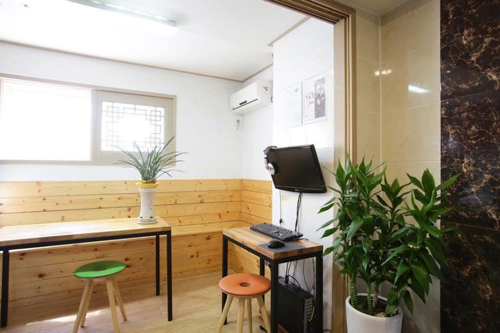 סיאול K-Pop Residence Myeongdong 1 מראה חיצוני תמונה